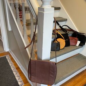 Vintage Nine West shoulder/crossbody with original Hangtag